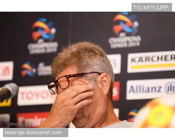 哈珀全力以赴砍下13分目标直指拉斯维加斯的胜利之路