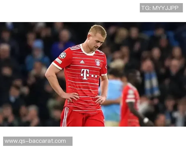 曼联官方盛赞德里赫特本赛季唯一全勤球员展现出色表现 曼联官方盛赞德里赫特本赛季唯一全勤球员展现出色表现