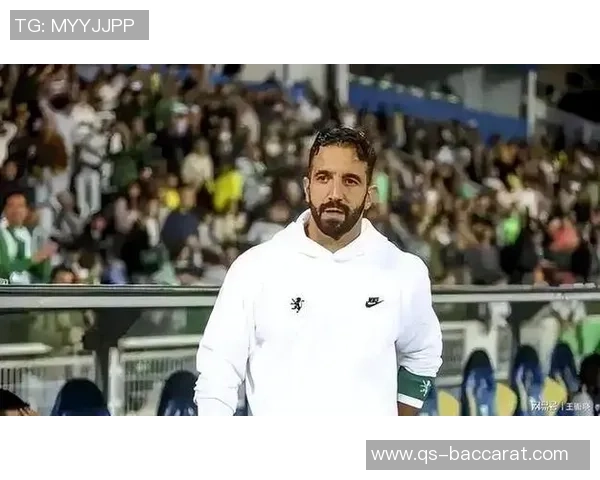 费迪南德批评阿莫林战术调整如同轮盘赌难以持久 费迪南德批评阿莫林战术调整如同轮盘赌难以持久