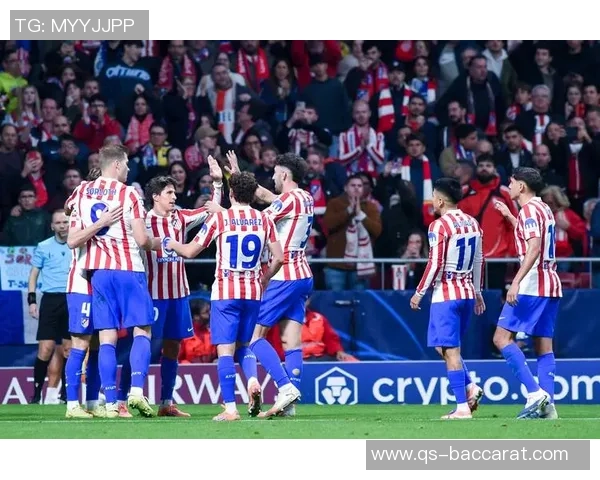 圣吉罗斯后卫痛心4球惨败呼吁球队重振士气迎接欧冠挑战 圣吉罗斯后卫痛心4球惨败呼吁球队重振士气迎接欧冠挑战