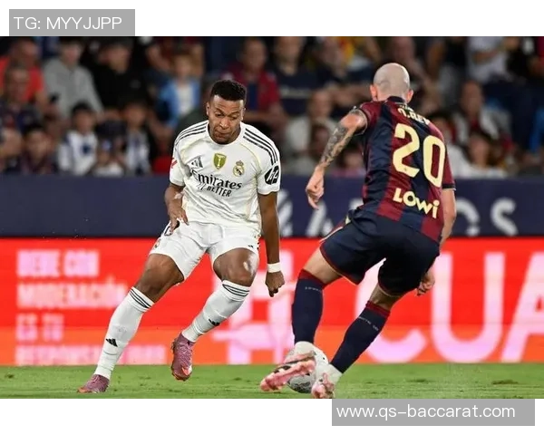 最佳拍档居莱尔与姆巴佩连线助攻创佳绩展现默契配合 最佳拍档居莱尔与姆巴佩连线助攻创佳绩展现默契配合