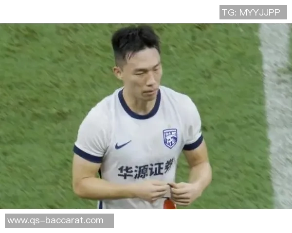 武汉三镇正式宣布贺惯加盟三次官宣后终于转正成球队一员 武汉三镇正式宣布贺惯加盟三次官宣后终于转正成球队一员